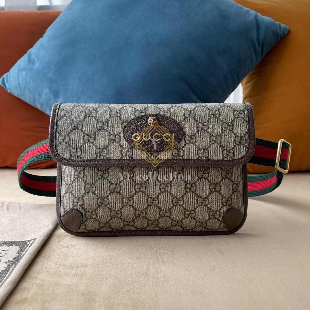 구찌 GG 수프림 스몰 밸트 백