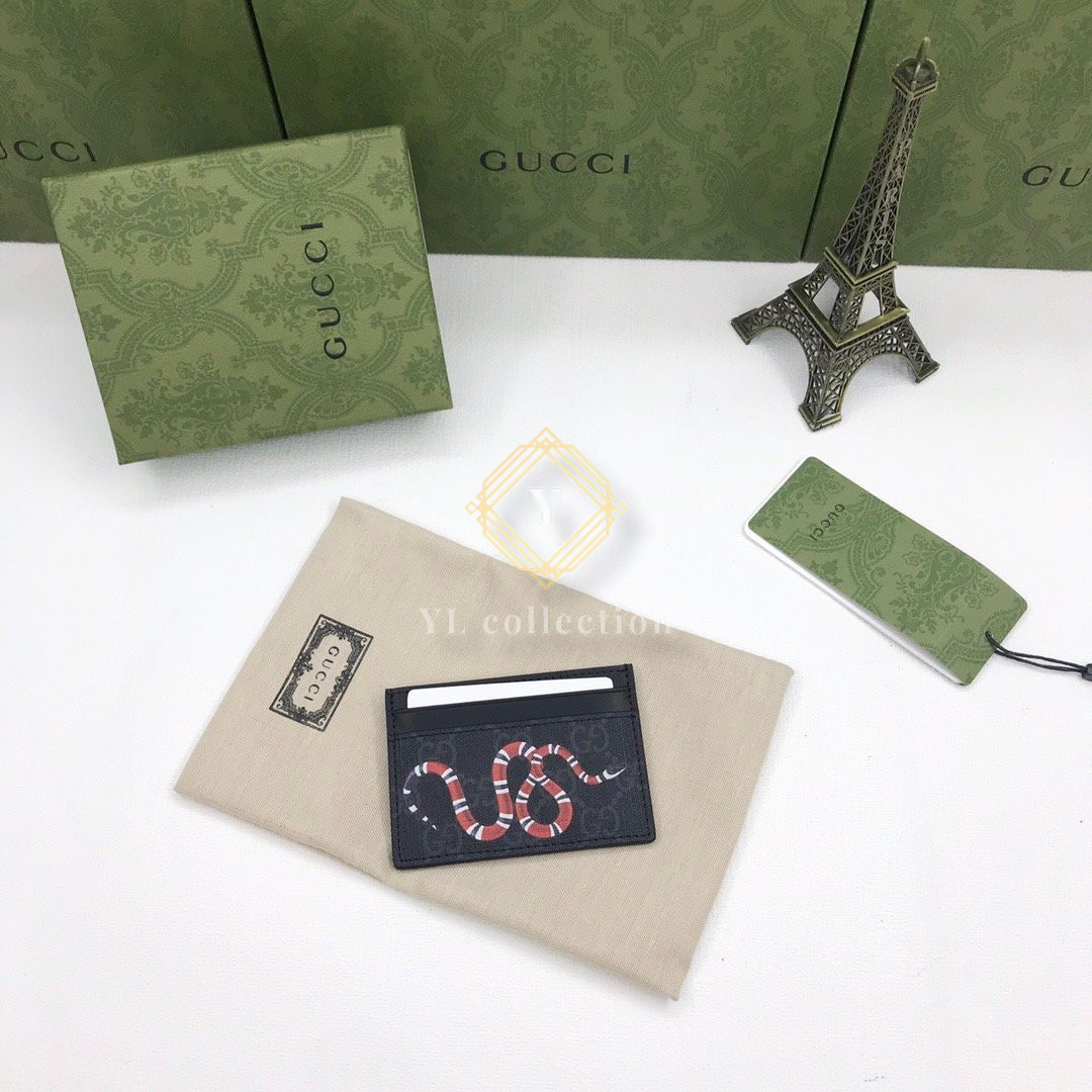 구찌 GG 수프림 킹스네이크 카드 지갑