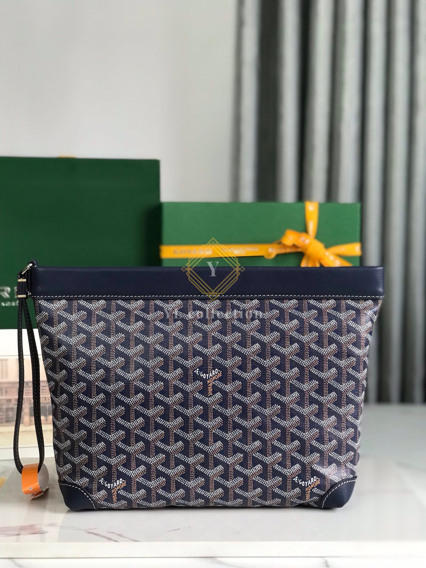 고야드 콘티 파우치 백