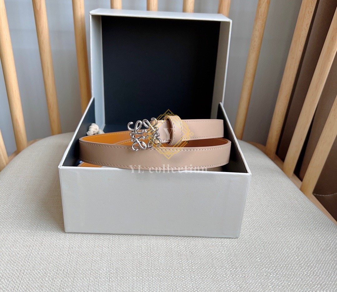 로에베 아나그램 로고 벨트