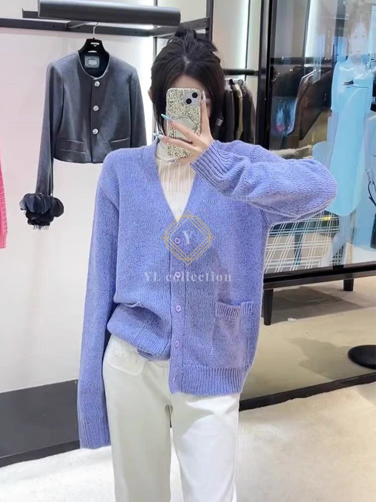 미우미우  V넥 가디건 자켓