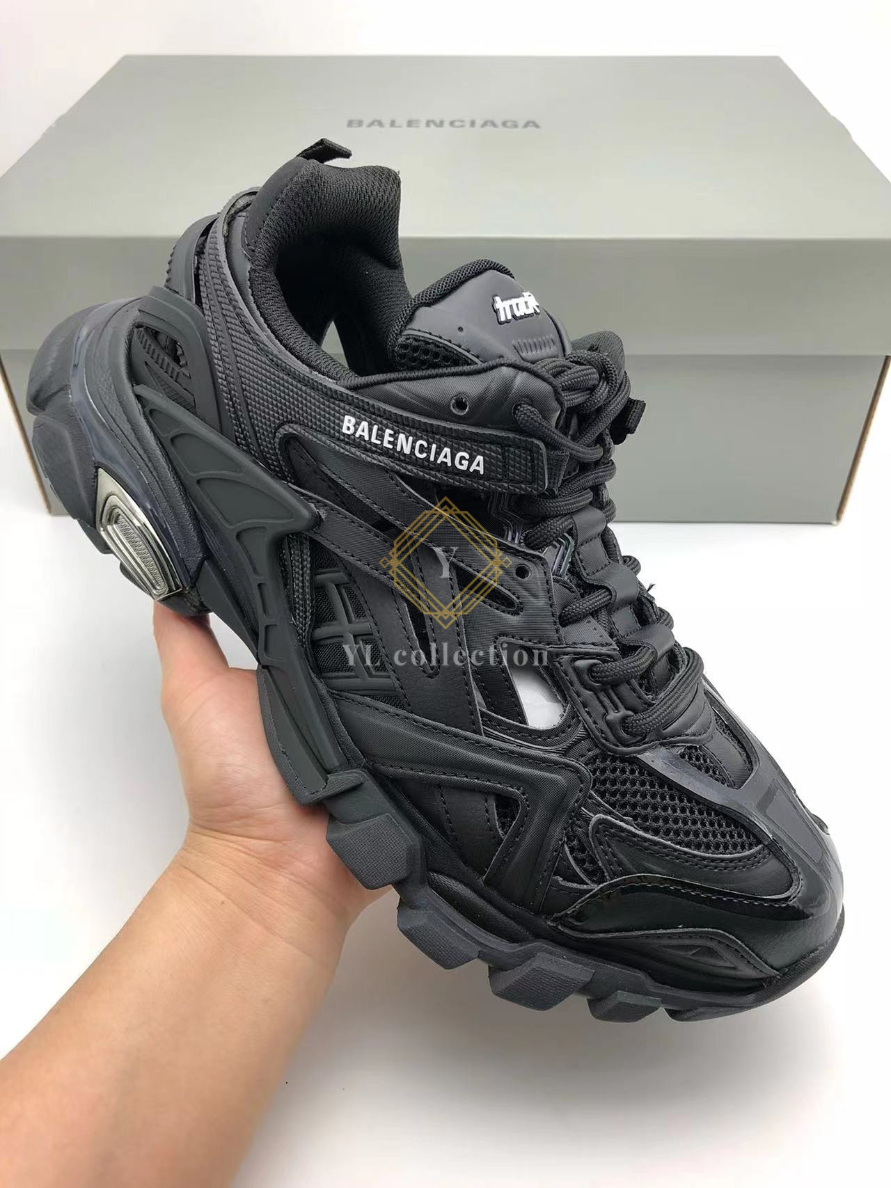 발렌시아가 트랙 2 스니커즈