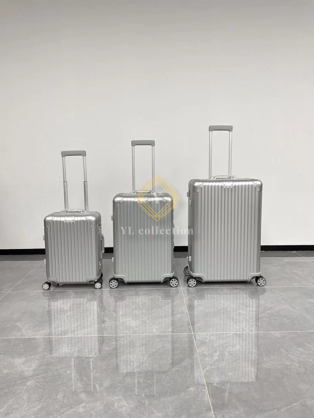 리모와 오리지널 캐리어 20 / 26 / 30 IN