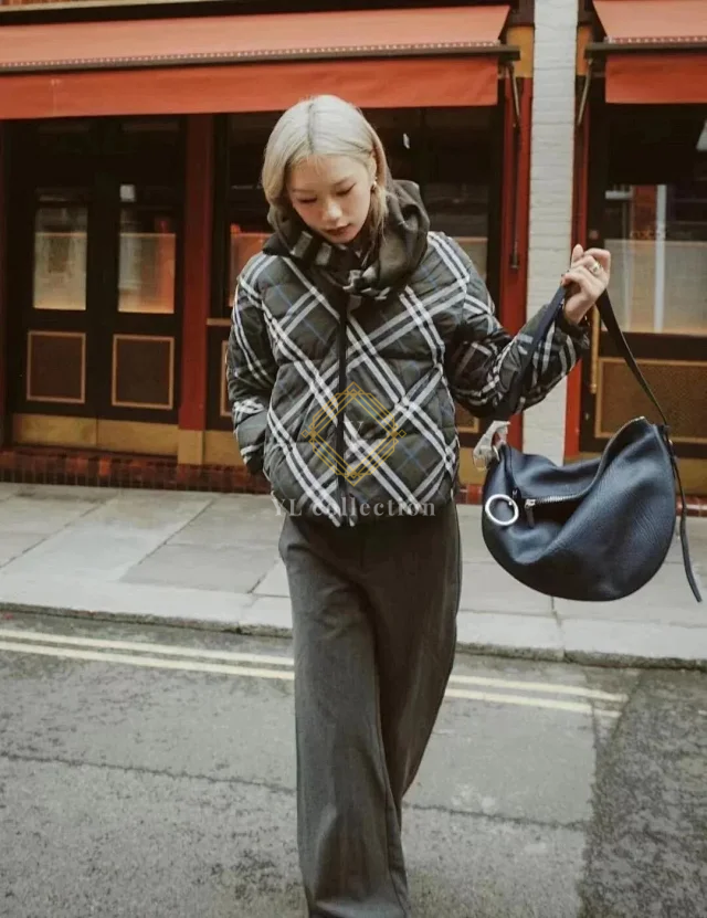 버버리 체크 리버서블 나일론 패딩 자켓