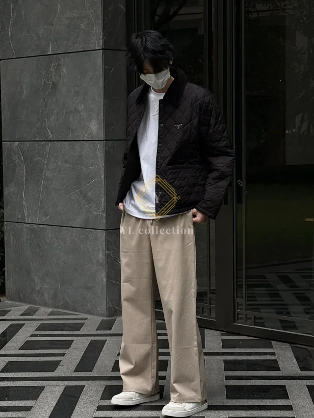 프라다 리나일론 퀄티드 자켓