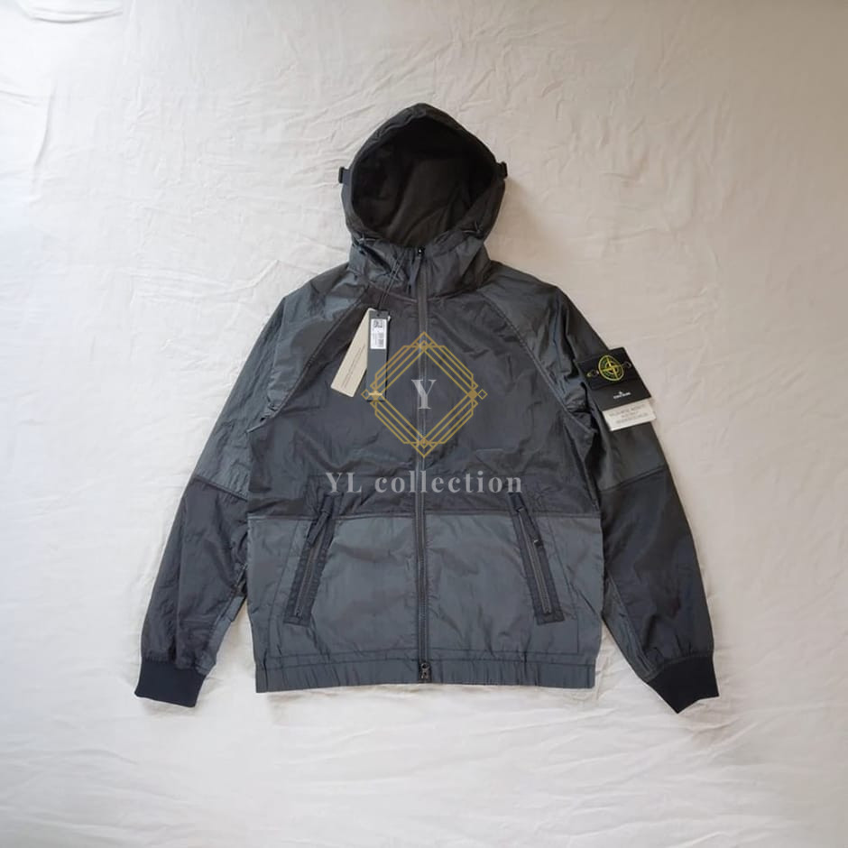 스톤 아일랜드 나일론 메탈 와트로 자켓