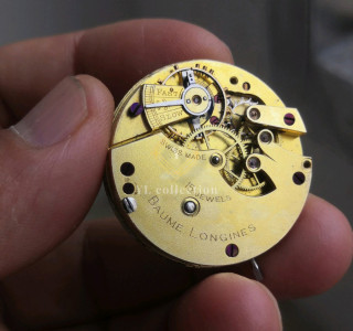 시계 무브먼트는 뭘까?