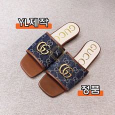 구찌 GG 로고 레더&패브릭 슬리퍼