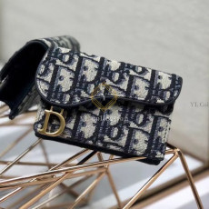 디올 오블리크 자가드 새들 플랩 카드 지갑