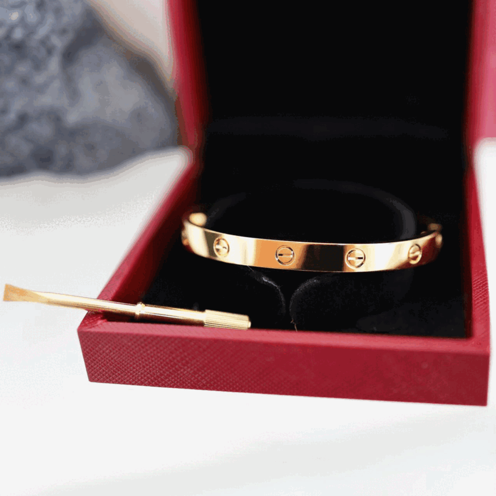 까르띠에 러브 팔찌 클래식 골드