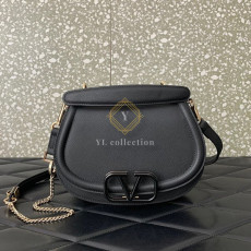 발렌티노 브이슬링 토트 숄더백