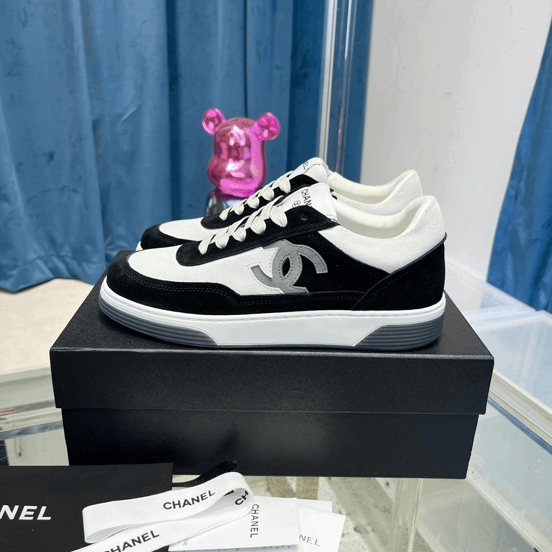 샤넬 CC로고 스웨이드 스니커즈