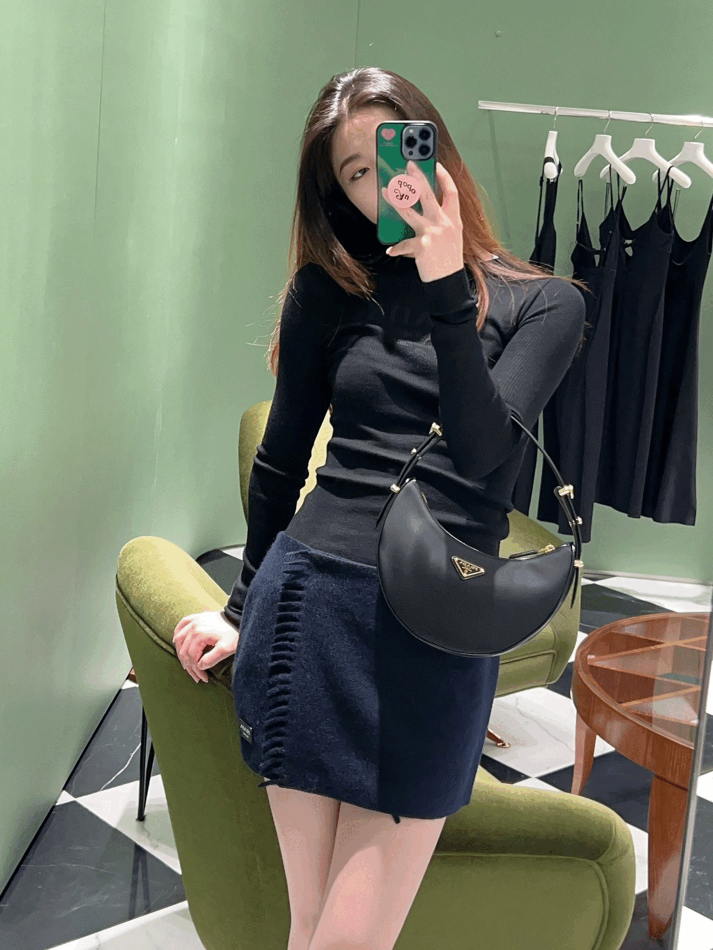 프라다 Arque 리나일론 숄더백