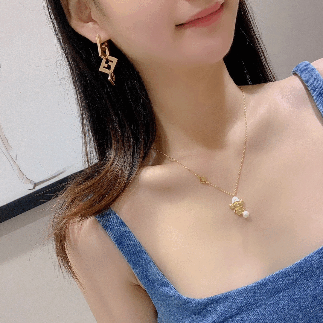 펜디 포에버 이어링