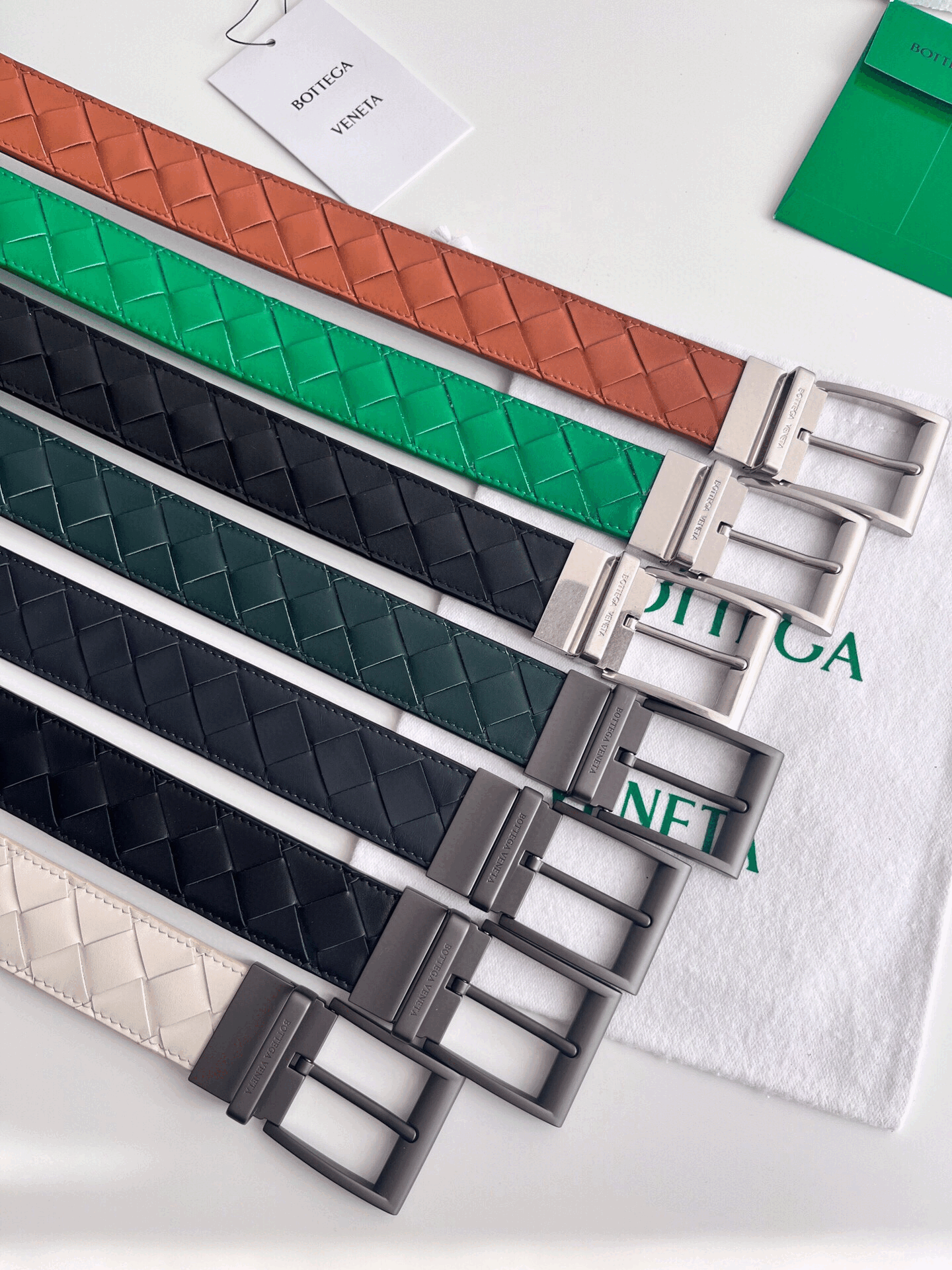 보테가베네타 인트레치아토 벨트