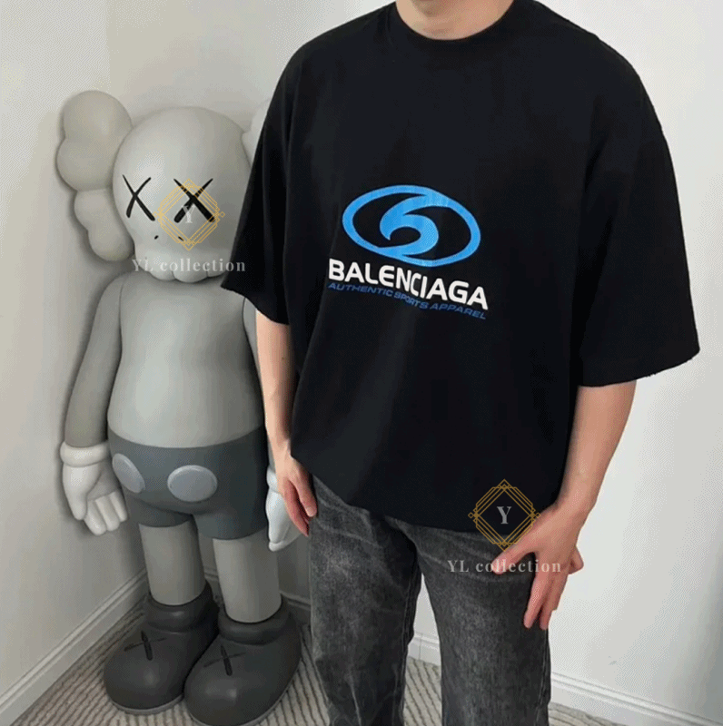 발렌시아가 서퍼 크랙 로고 티셔츠