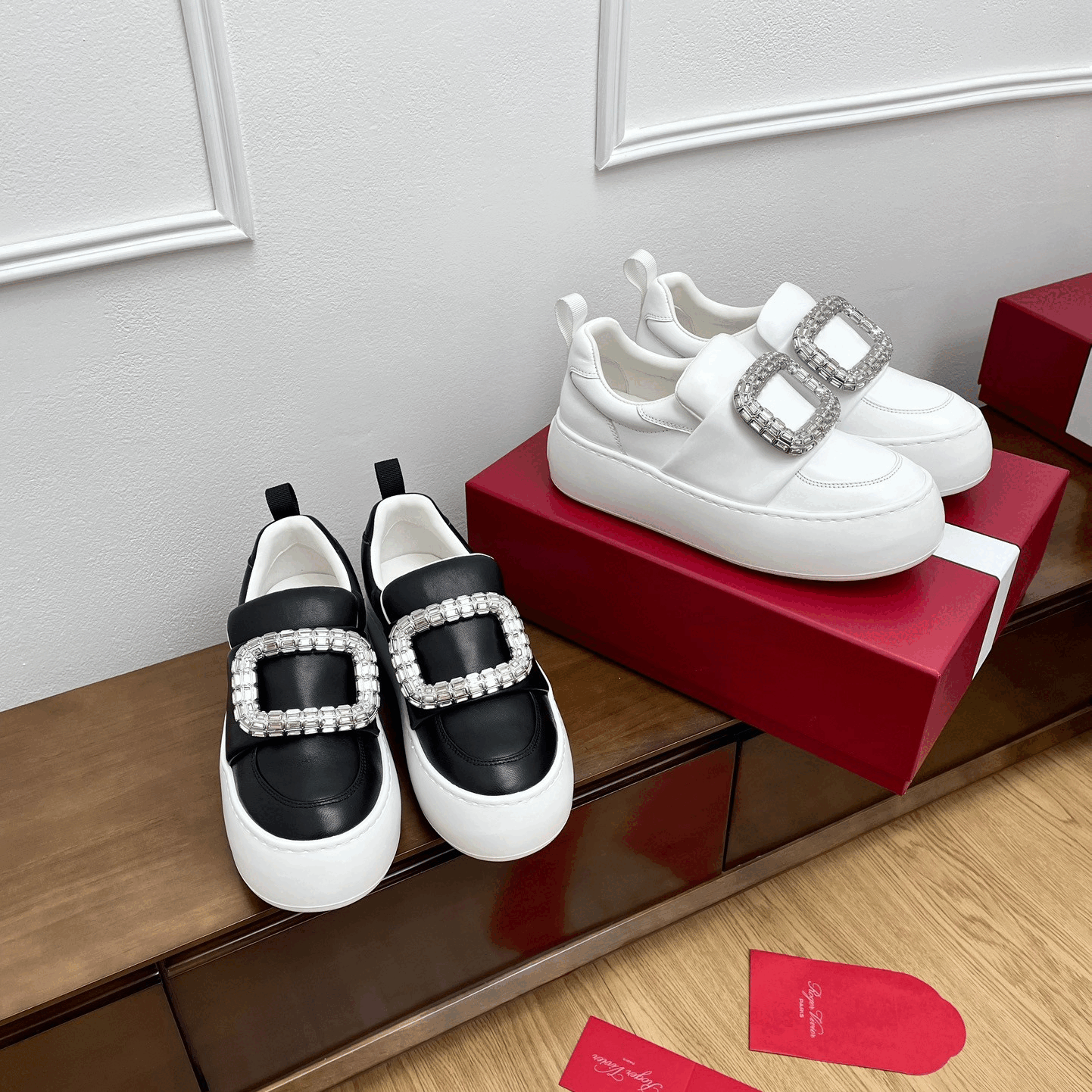 로저비비에 비브 업 스니커즈