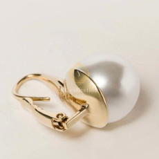 미우미우 진주 귀걸이