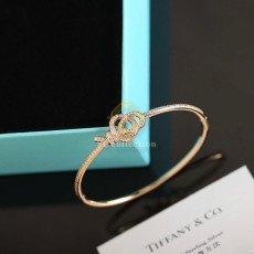 티파니앤코 노트 힌지드 브레이슬릿