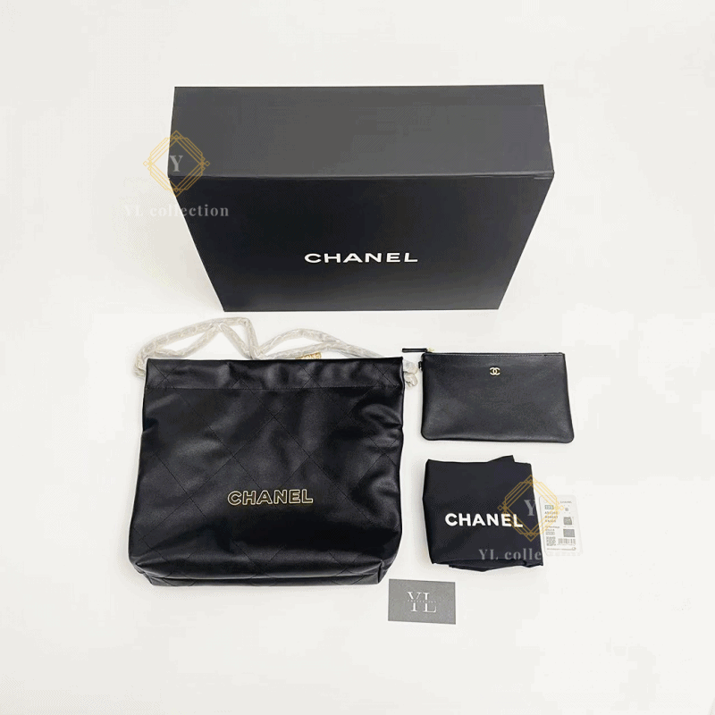 샤넬 22백 스몰 캐비어 블랙 금장