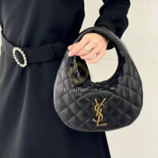 생로랑 이카리노백