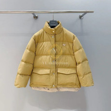 프라다 하이넥 다운 재킷