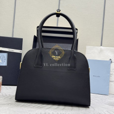 프라다 1BG538 미디움 레더 토트백