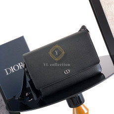 디올 CD Icon 플랩 스트랩백