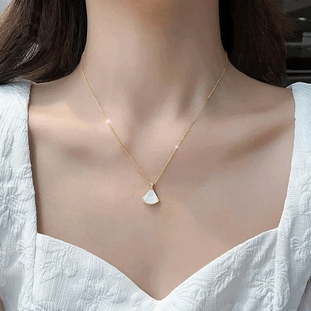 불가리 디바스 드림 네클리스