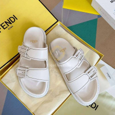 펜디 필 레더 슬라이드